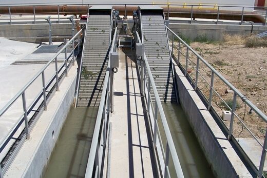mechanical bar screen for drinking water plant